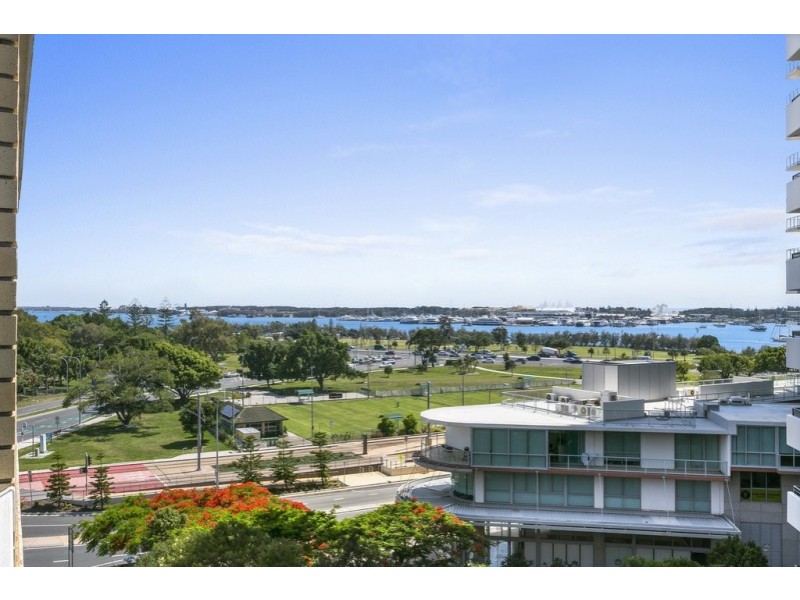 24/18 Queen Street, Southport QLD 4215