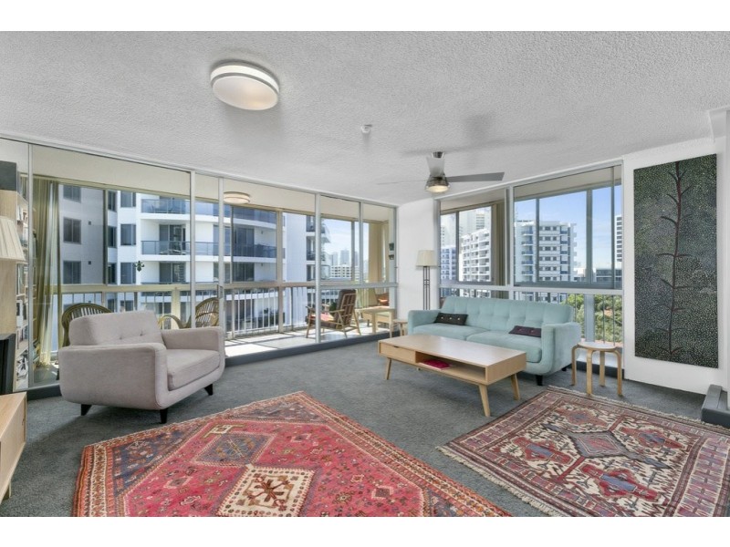 24/18 Queen Street, Southport QLD 4215