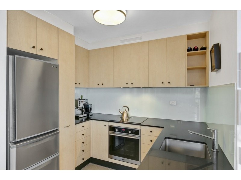 24/18 Queen Street, Southport QLD 4215