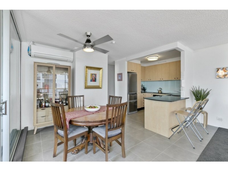 24/18 Queen Street, Southport QLD 4215