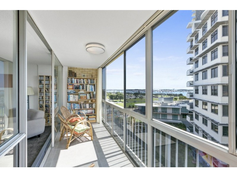 24/18 Queen Street, Southport QLD 4215
