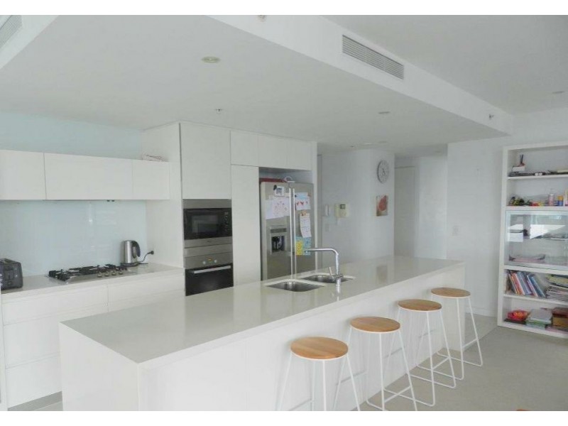 22502/21 Elizabeth Avenue, Broadbeach QLD 4218