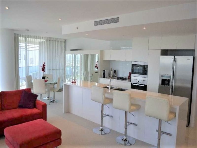 22502/21 Elizabeth Avenue, Broadbeach QLD 4218