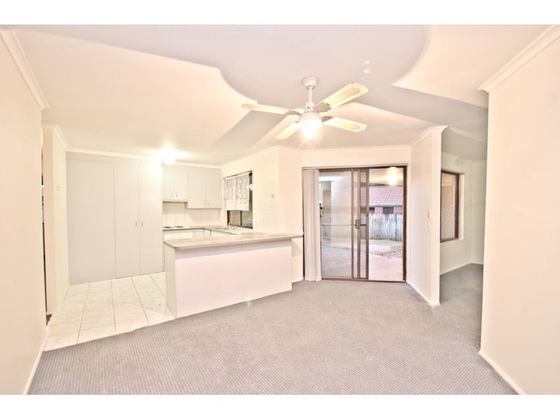 7 Cozens Way, Highland Park QLD 4211