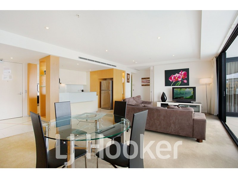 502/19 Albert Avenue, Broadbeach QLD 4218