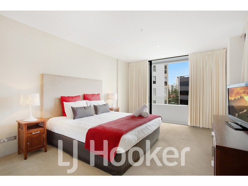 502/19 Albert Avenue, Broadbeach QLD 4218