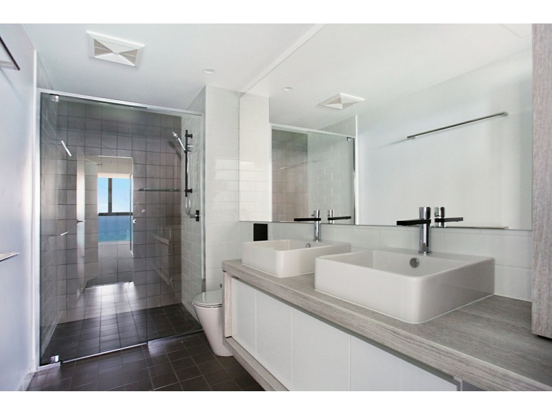 103/72 The Esplanade, Burleigh Heads QLD 4220