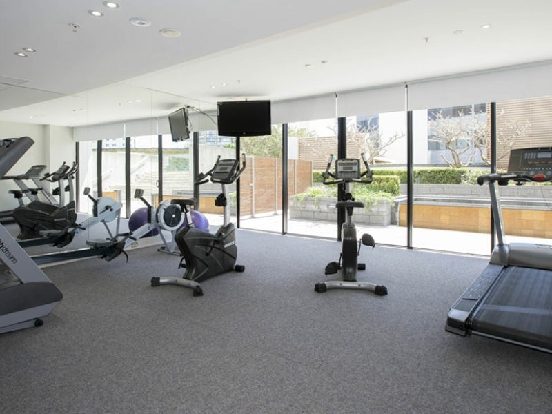 702/19 Albert Avenue, Broadbeach QLD 4218