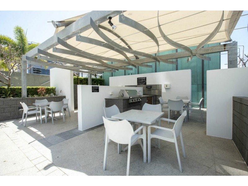 702/19 Albert Avenue, Broadbeach QLD 4218