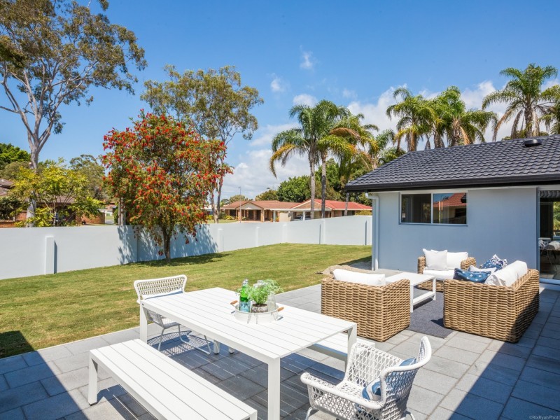 101 Barrier Reef Drive, Mermaid Waters QLD 4218