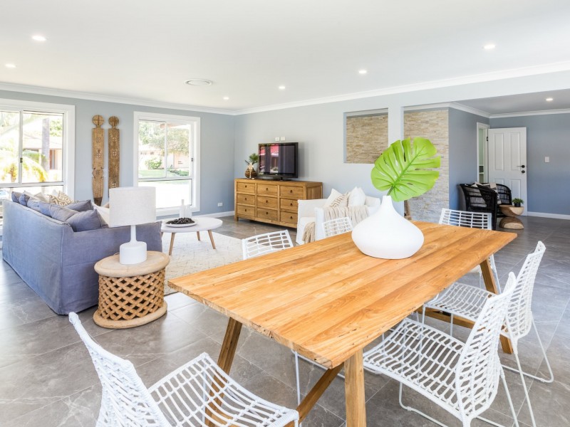101 Barrier Reef Drive, Mermaid Waters QLD 4218