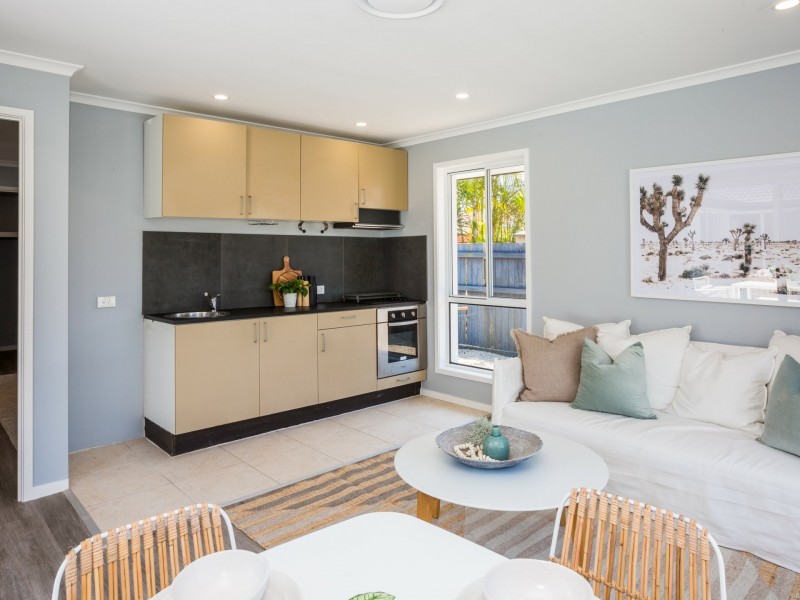 101 Barrier Reef Drive, Mermaid Waters QLD 4218