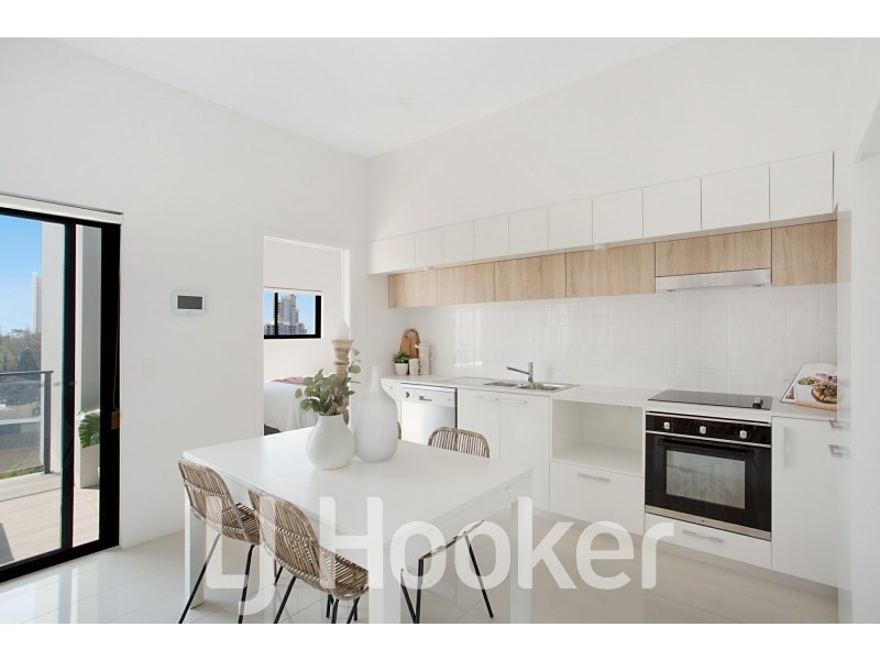Broadbeach Waters QLD 4218