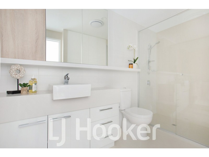 Broadbeach Waters QLD 4218