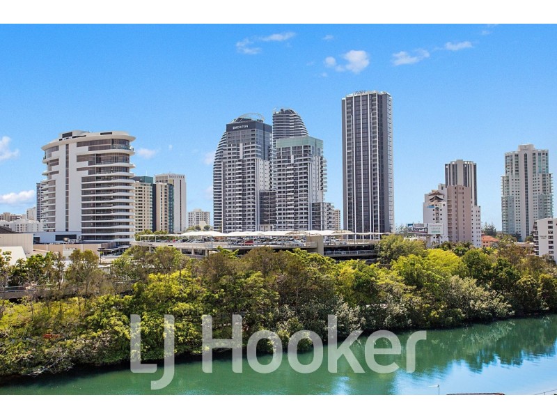 Broadbeach Waters QLD 4218
