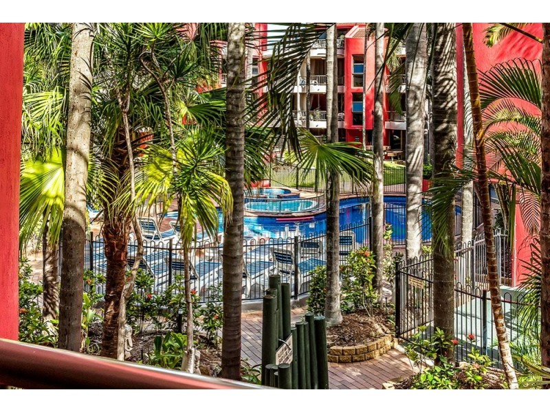 52/38 Enderley Avenue, Surfers Paradise QLD 4217