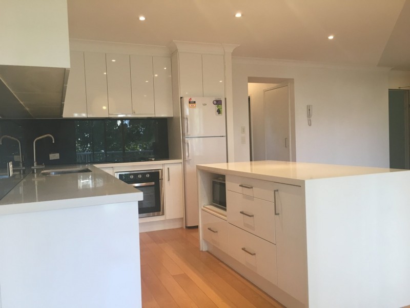 40/42 Beach Parade, Surfers Paradise QLD 4217