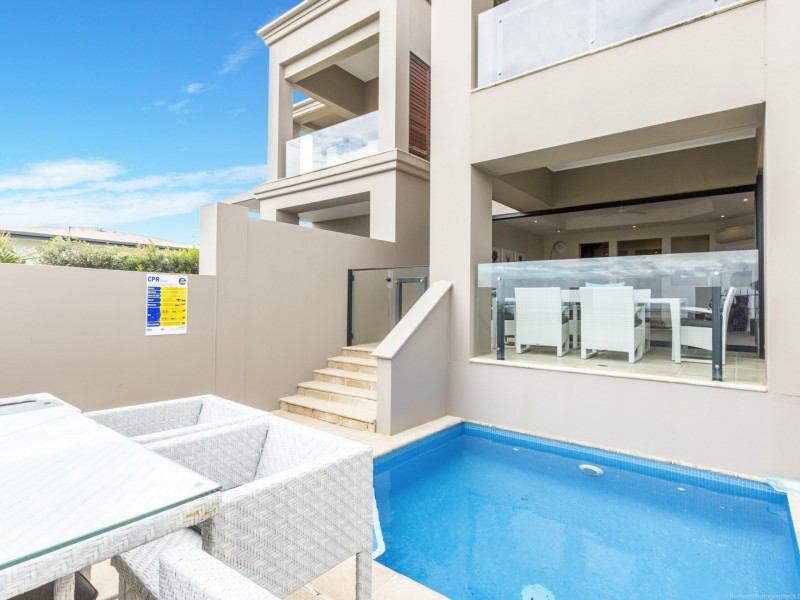 134A Marine Parade, Miami QLD 4220