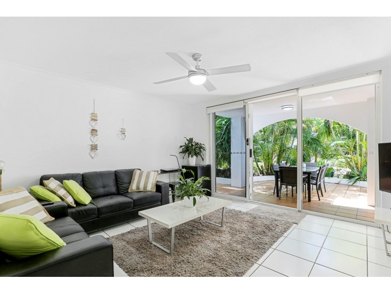 22/28 Chairlift Avenue, Miami QLD 4220