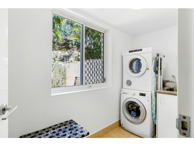 22/28 Chairlift Avenue, Miami QLD 4220