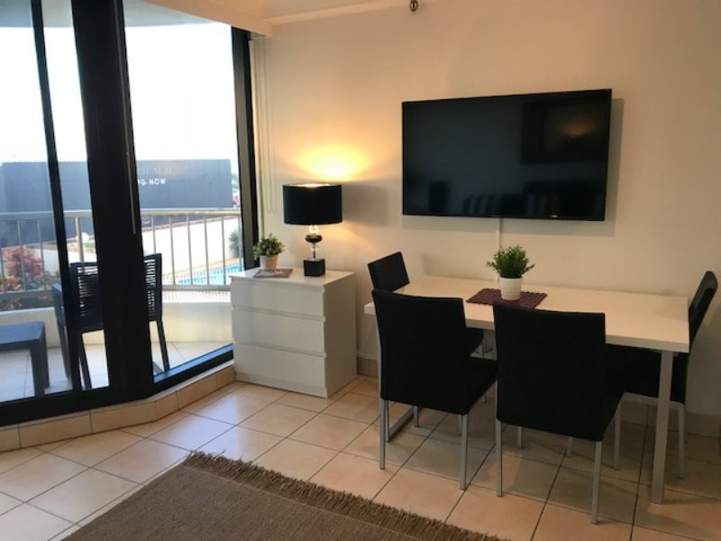 4/35 Broadbeach Blvd, Broadbeach QLD 4218