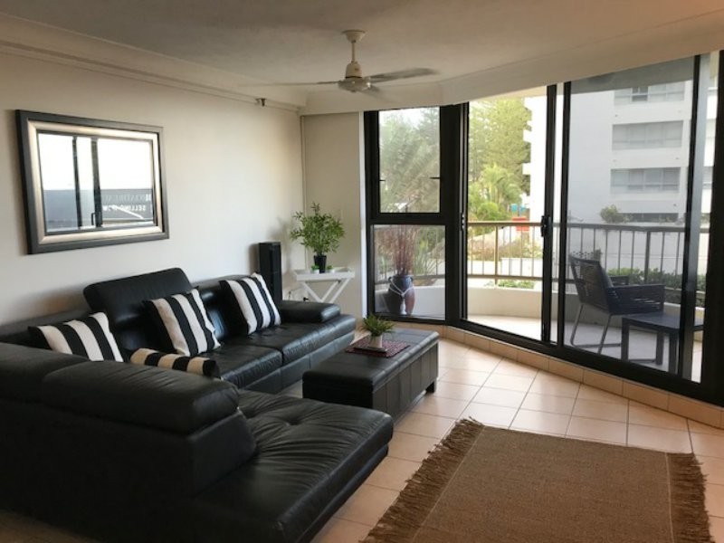 4/35 Broadbeach Blvd, Broadbeach QLD 4218