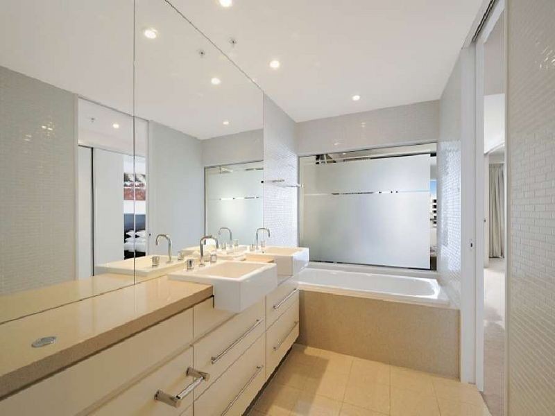 1202/89-81 Surf Parade, Broadbeach QLD 4218