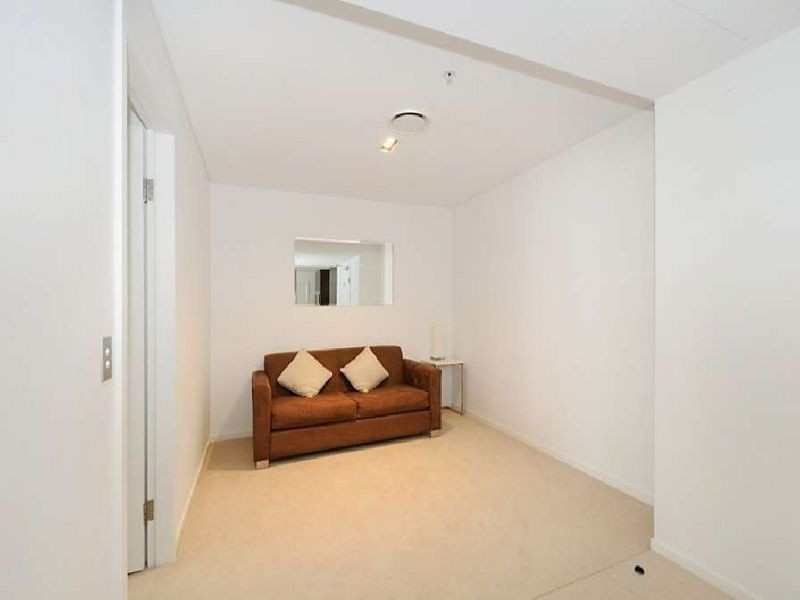 1202/89-81 Surf Parade, Broadbeach QLD 4218