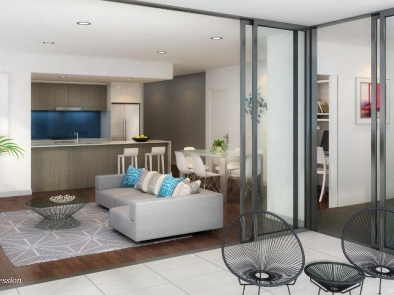 CAMBRIDGE 42 Laver Drive, Robina QLD 4226