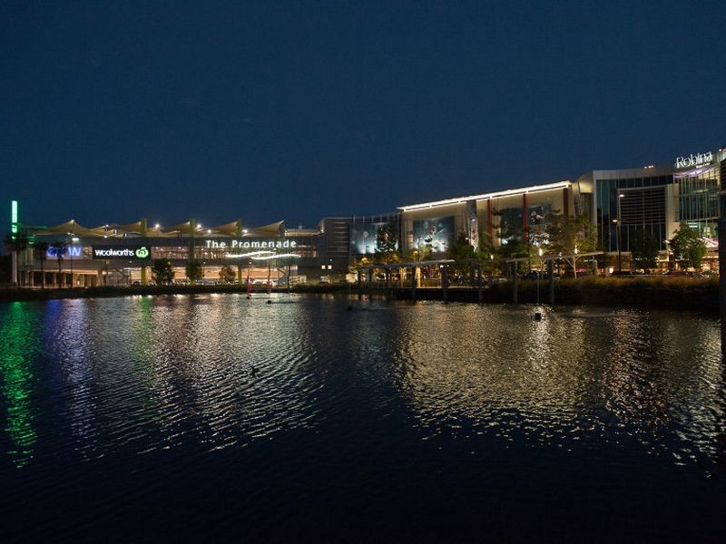 CAMBRIDGE 42 Laver Drive, Robina QLD 4226