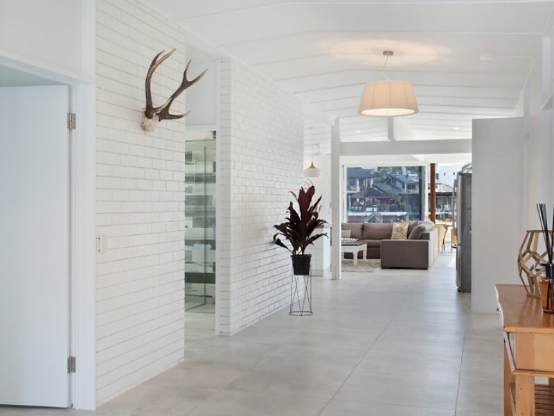 25 Summerland Key, Broadbeach Waters QLD 4218