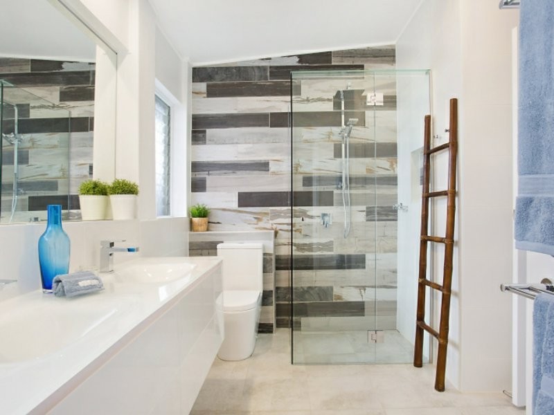 25 Summerland Key, Broadbeach Waters QLD 4218