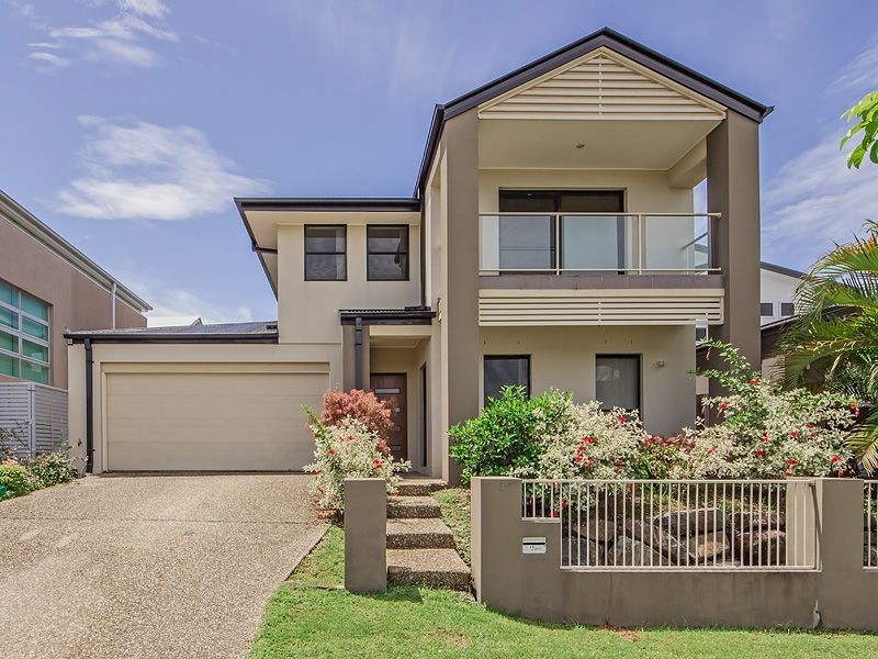 48 Azzurra Drive, Varsity Lakes QLD 4227