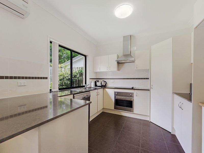 48 Azzurra Drive, Varsity Lakes QLD 4227