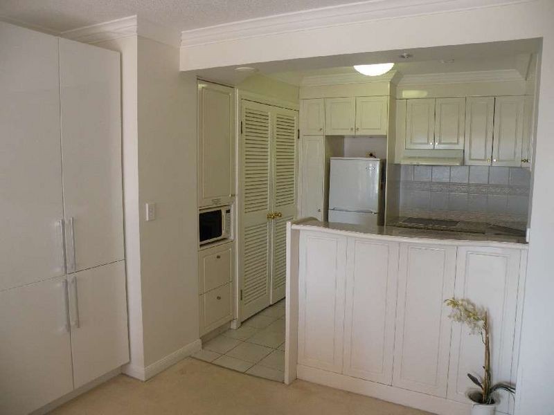 1507/90 Surf Parade, Broadbeach QLD 4218