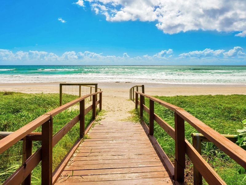 7/5 Francis Street, Mermaid Beach QLD 4218