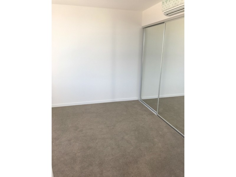 1201/8 Waterford Court, Bundall QLD 4217