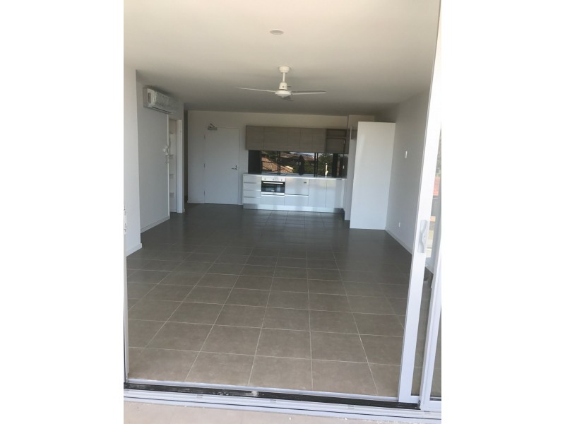 1201/8 Waterford Court, Bundall QLD 4217