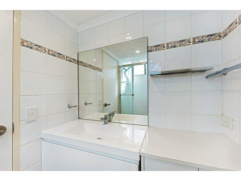29/38 Enderley Avenue, Surfers Paradise QLD 4217