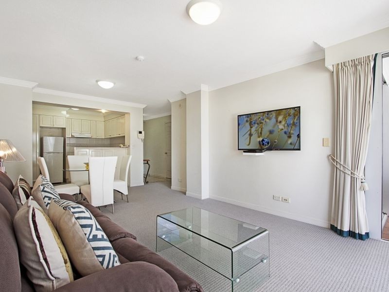 2412/24-26 Queensland Ave, Broadbeach QLD 4218