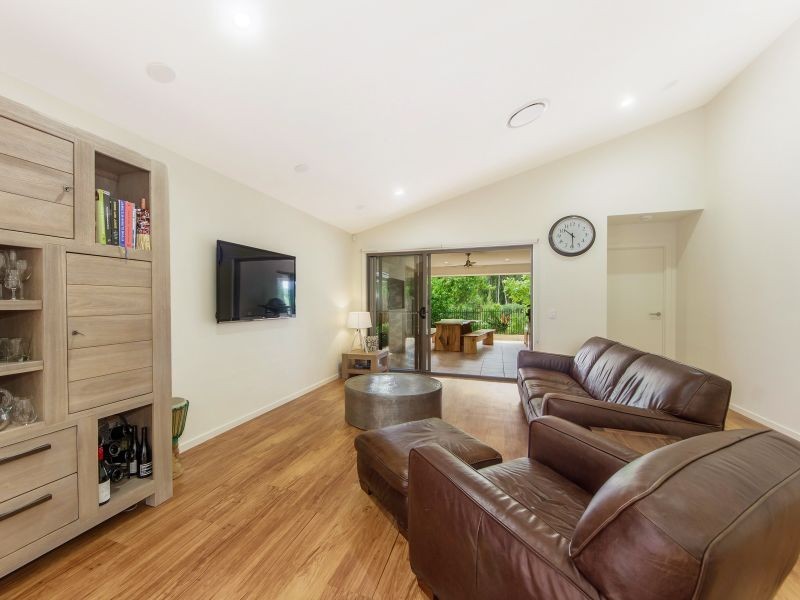 6 Rowella Street, Pimpama QLD 4209