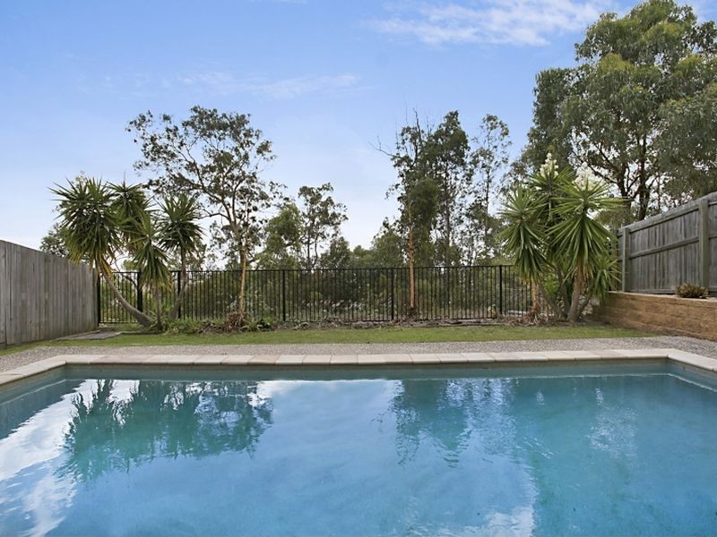 15 Zane Street, Molendinar QLD 4214