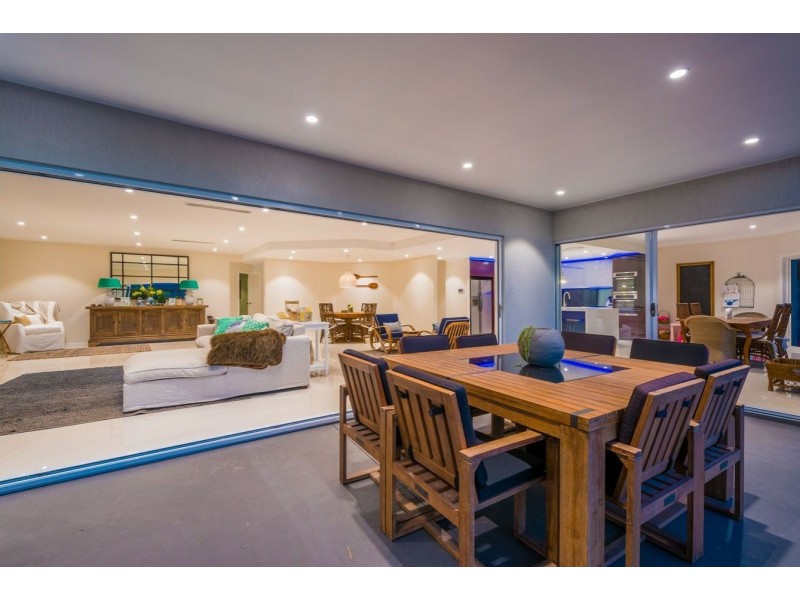 4 Gibraltar Drive, Surfers Paradise QLD 4217