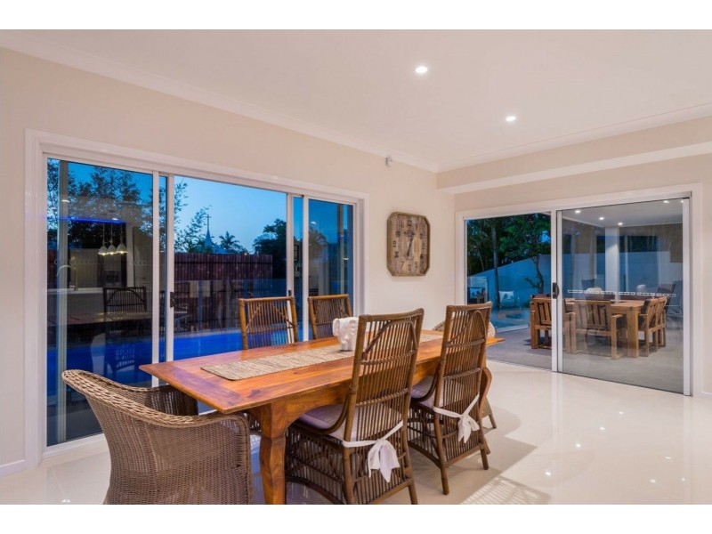 4 Gibraltar Drive, Surfers Paradise QLD 4217