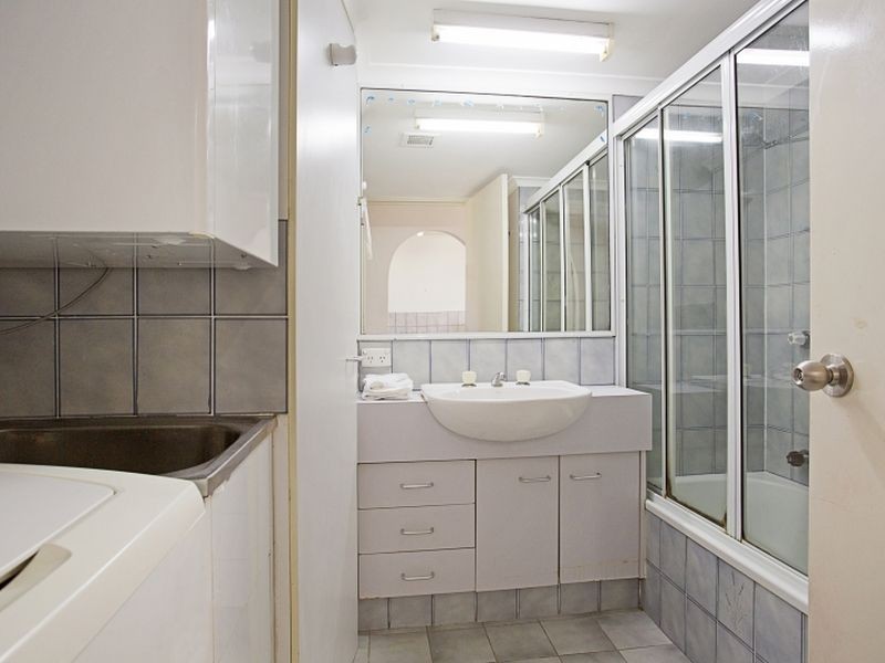 36/17 Genoa Street, Surfers Paradise QLD 4217