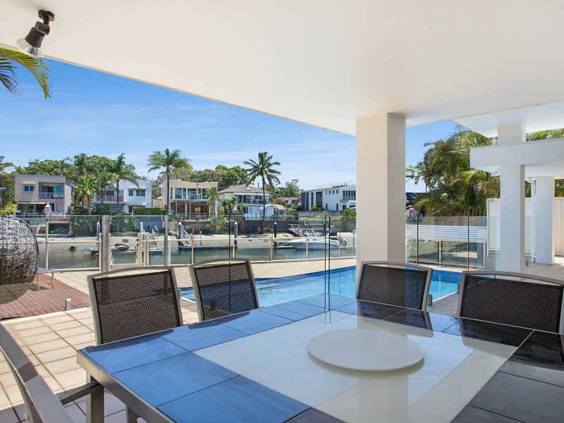 9 Pisa Court, Surfers Paradise QLD 4217