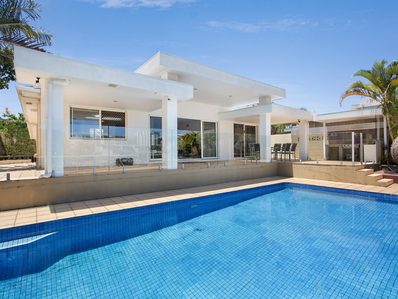 9 Pisa Court, Surfers Paradise QLD 4217