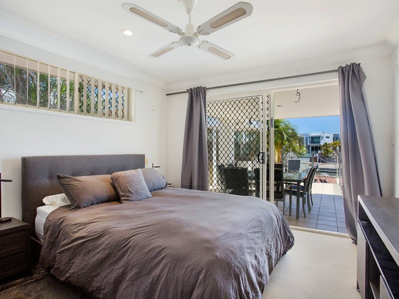 9 Pisa Court, Surfers Paradise QLD 4217