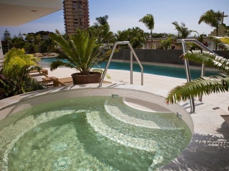 206/3018 Surfers Paradise Boulevard, Surfers Paradise QLD 4217
