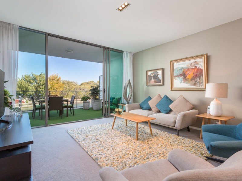 29102/2 Ephraim Island Parade, Paradise Point QLD 4216